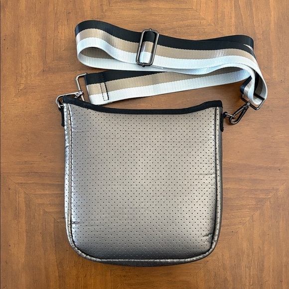 Haute Shore Jeri Ritz Neoprene Crossbody Bag Brown Black - Picture 7 of 16